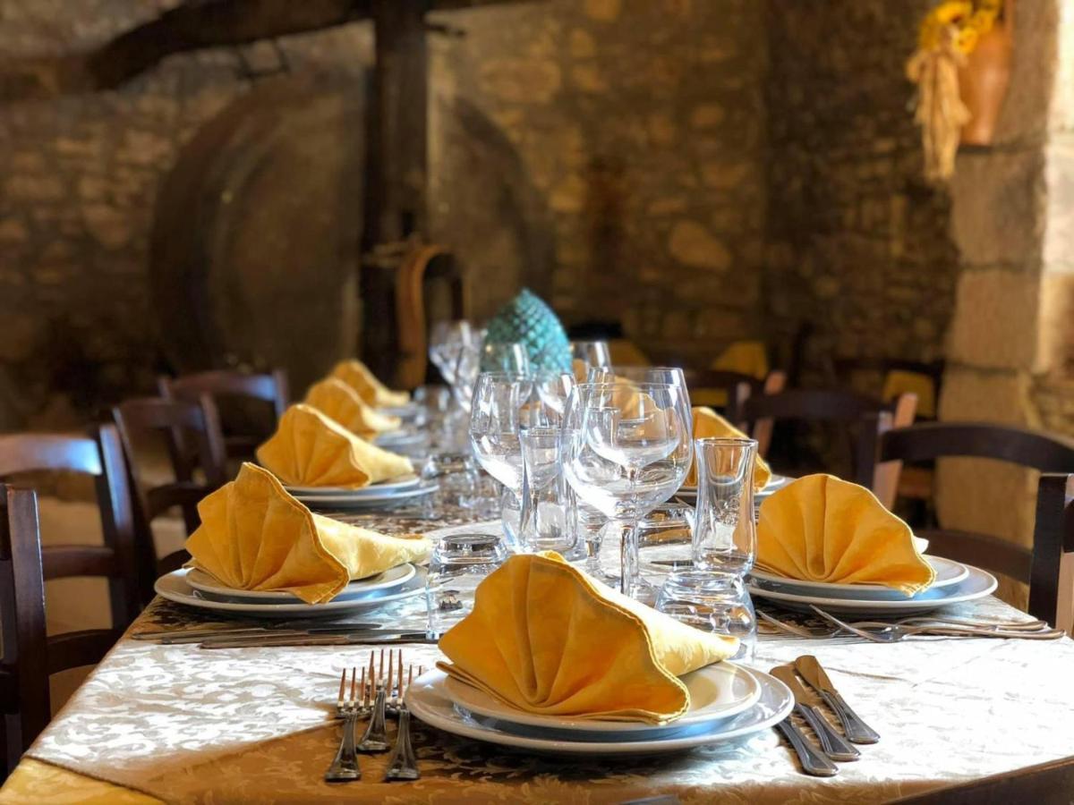 Agriturismo Russa Belladonna กัลตาจีโรเน ภายนอก รูปภาพ